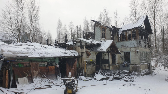 Установлена личность девочки, которая погибла при пожаре в частном доме в Парголово