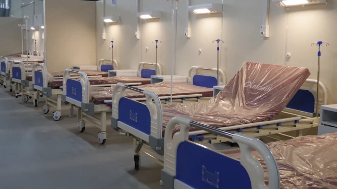 В госпитале "Ленэкспо" развернули еще почти 500 коек для коронавирусных больных