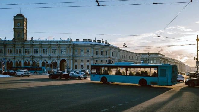 Петербуржцам рассказали, как будет работать общественный транспорт на февральских выходных