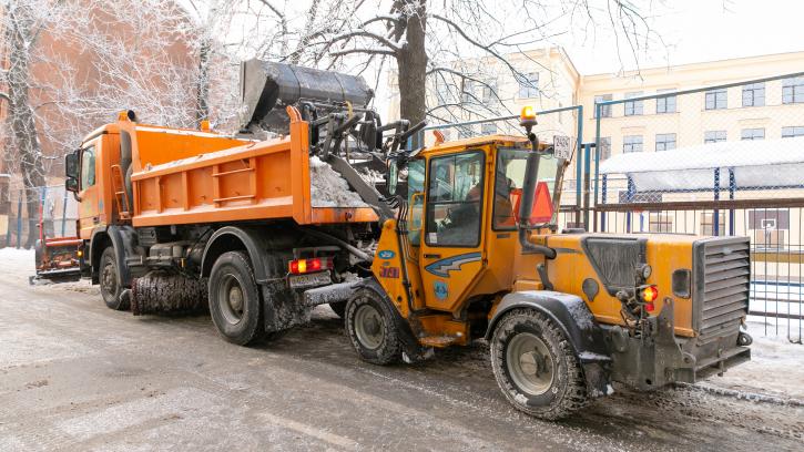 За неделю в Петербурге собрали более 140 тысяч кубометров снега