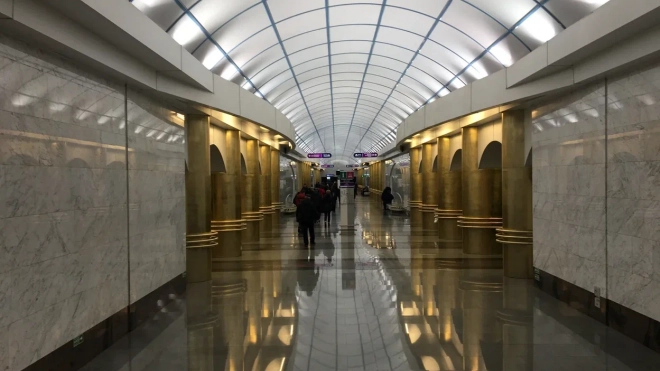 На пятой линии петербургского метро полностью восстановили движение