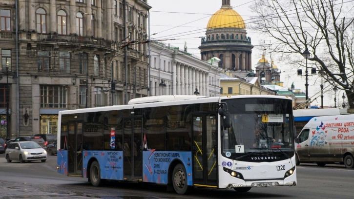 В Петербурге частично завершились торги для организации автобусных перевозок в 2022 году