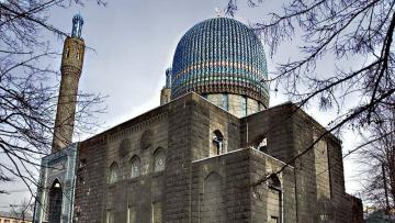 Праздник Ураза-байрама ограничит трамвайное движение по Кронверкскому проспекту