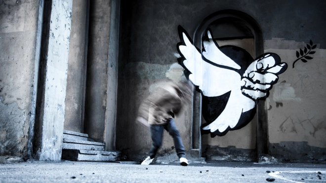 Уличный художник РЧЕС НОЛЬ: "Работы не умирают, даже будучи закрашенными"