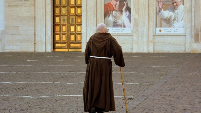 Папа Римский принял отставку главы белорусских католиков