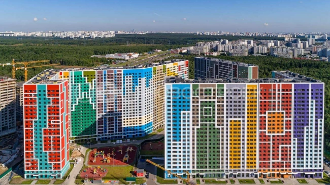 Группа "Эталон" увеличила продажи недвижимости до рекордных 41,1 млрд рублей в 1 полугодии 