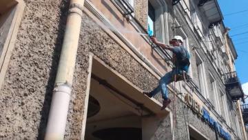 Федеральные учреждения Петербурга отмоют около 400 фасадов нежилых зданий