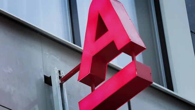ЦБ одобрил Альфа-банку переход на оценку рисков по внутренним рейтингам заемщиков