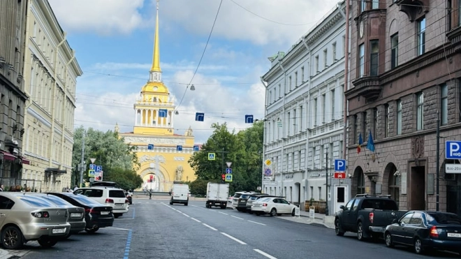 В Петербурге обновлено 100 км дорог в рамках нацпроекта "Безопасные качественные дороги"