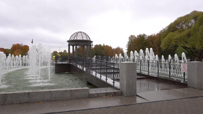 В Петербурге запустили аудиогид по главным фонтанам Петербурга