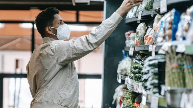 Власти Ленобласти назвали нормой повышение цен на овощи в магазинах