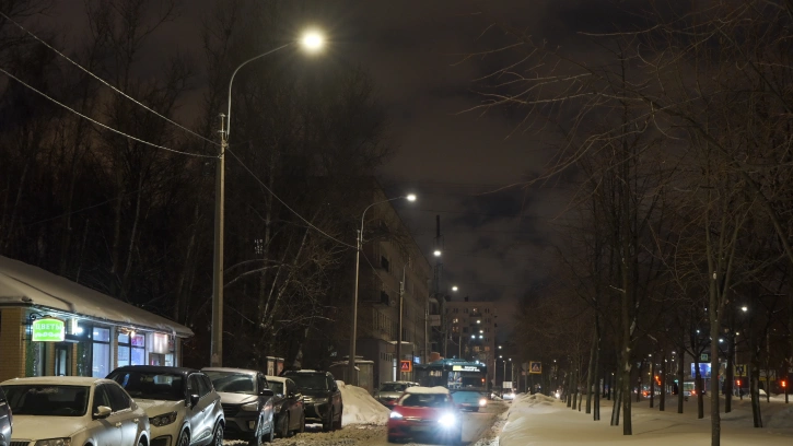 На Замшиной улице появилось новое современное светодиодное освещение 