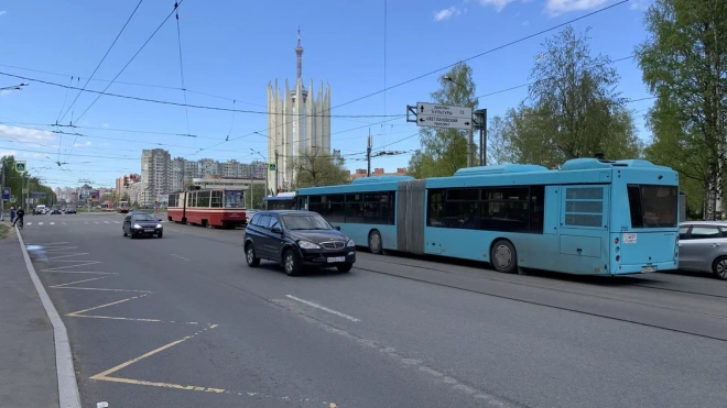 В Петербурге пассажиропоток общественного транспорта превысил 1,2 млрд человек