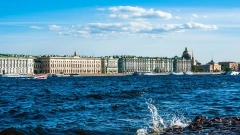 В Санкт-Петербург активно стали приезжать азиатские туристы