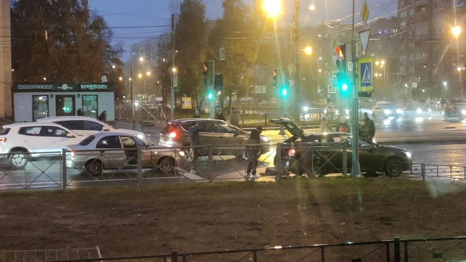 Девочку сбила машина на севере Петербурга