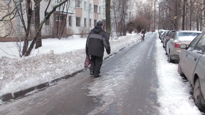 За неделю 290 человек в Петербурге травмировались из-за гололёда 