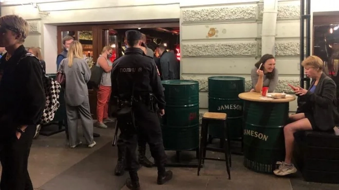 Бары-нарушители COVID-ограничений нашли в центре Петербурга