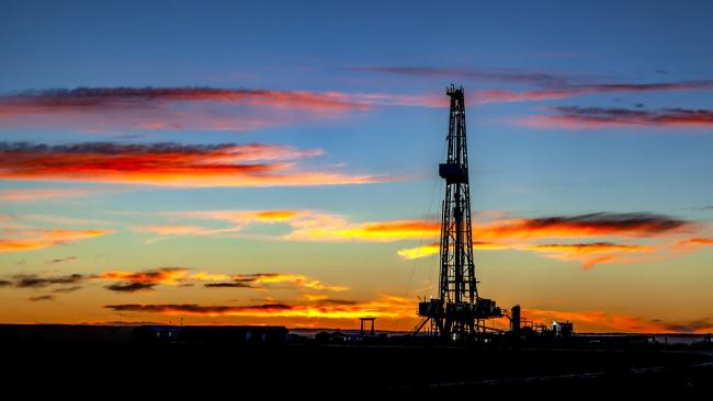 Запасы нефти в США за неделю упали на 1,5%