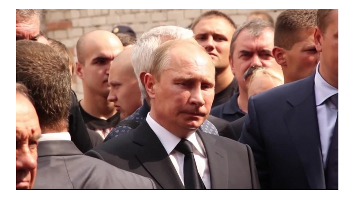 Владимир Путин: между населенными пунктами нужно развивать транспортную инфраструктуру Владимир Путин: между населенными пунктами нужно развивать транспортную инфраструктуру