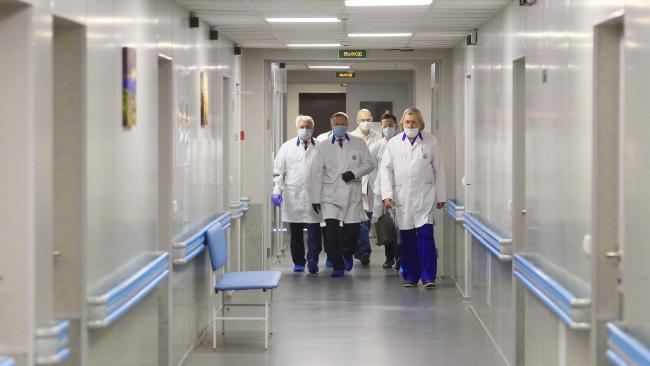 Губернатор: три больницы Петербурга возвращаются к нормальной работе