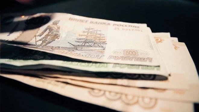 Россиянам пообещали опережающий рост зарплат