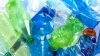 В России могут запретить цветные пластиковые бутылки