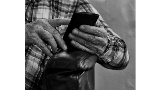 Пенсионер из Выборга стал жертвой телефонных мошенников