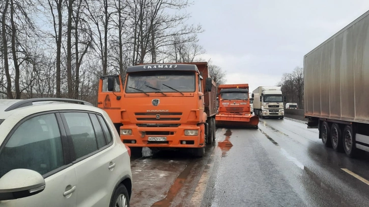 Экологические инспекторы пресекли в Пушкинском районе транспортировку опасных отходов 