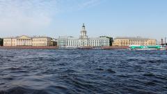 Население Петербурга растет за счет мигрантов 