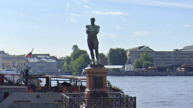 Ко Дню ВМФ подготовили памятник Ивану Крузентерну на набережной Лейтенанта Шмидта