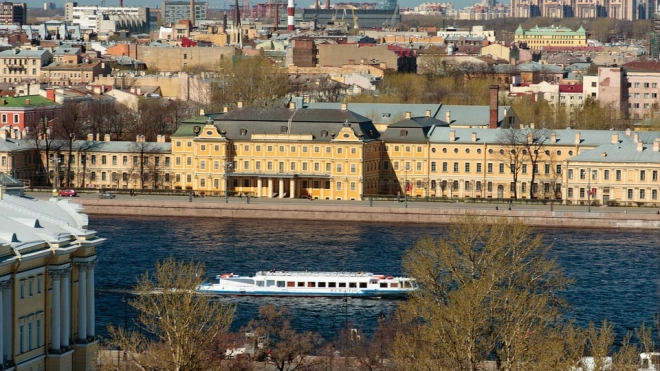 Между Петербургом и Москвой запустят новый круизный маршрут "Русские берега"