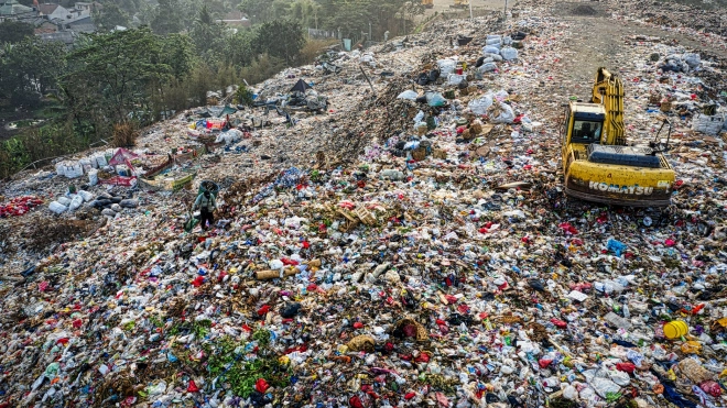 Суд признал незаконной утилизацию петербургских отходов на Чудовском полигоне