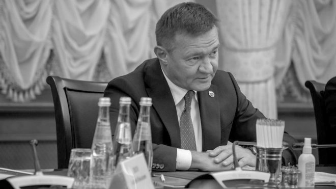 На могиле Старовойта пропала лента от возлюбленной Полины