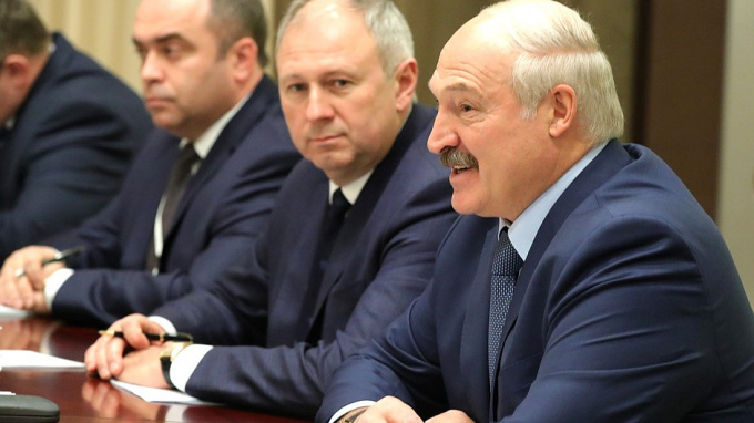 Белоруссия начала поиски альтернативных поставщиков нефти 