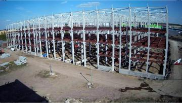 В Петербурге разморозили стройку крупнейшего в России склада для промопродукции