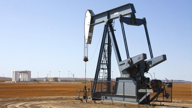 Стоимость нефти Brent опустилась ниже 70 долларов за баррель 