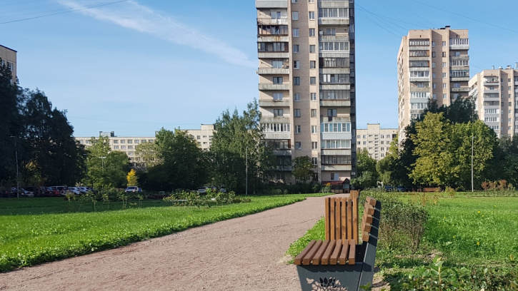 Завершено благоустройство сквера на Купчинской улице дом 5 Завершено благоустройство сквера на Купчинской улице дом 5