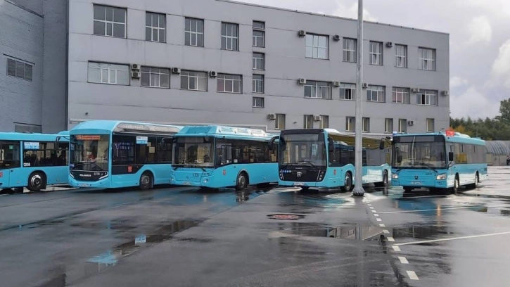 На маршруты через ЖК "Цветной город" выпустят дополнительные автобусы большой вместимости