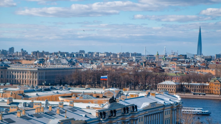 Петербург признали лучшим в направлении городского туризма по версии World Travel Awards
