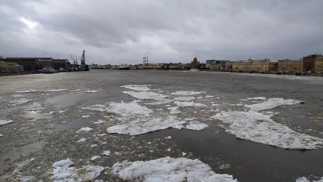 Вскрытие льда на Неве ожидается 26-27 марта