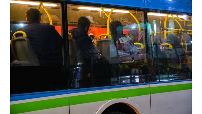 Из-за санкций в городах России сократили около 200 автобусных маршрутов
