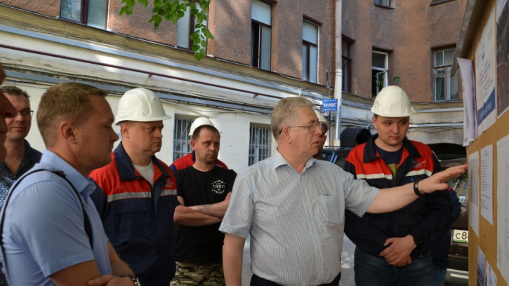 Председатель Жилищного комитета провёл субботний объёзд в Центральном районе Петербурга Председатель Жилищного комитета провёл субботний объёзд в Центральном районе Петербурга
