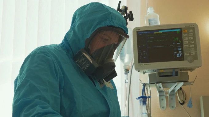 На амбулаторном лечении с COVID-19 находятся более 30 тысяч петербуржцев