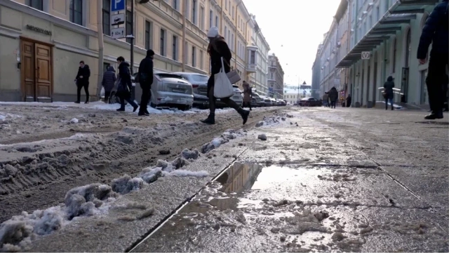 В среду в Петербурге пройдёт мокрый снег, местами гололедица
