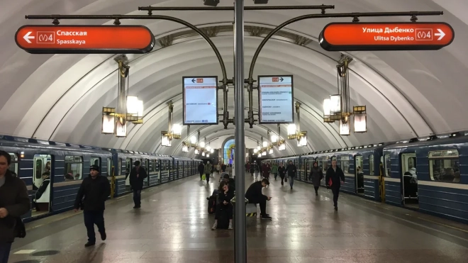 На "оранжевой" ветке в Петербурге увеличили интервал движения поездов