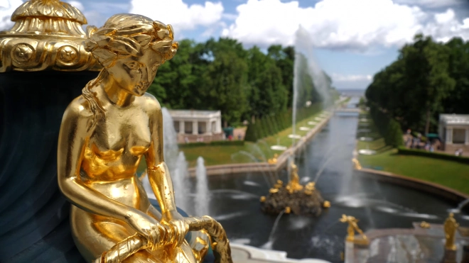 В этом году состоится весенний праздник фонтанов в Петергофе
