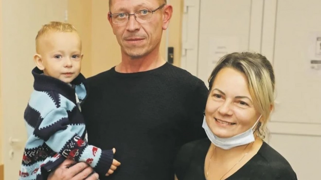В Петербурге спасли двухгодовалого ребенка, утонувшего в пруду