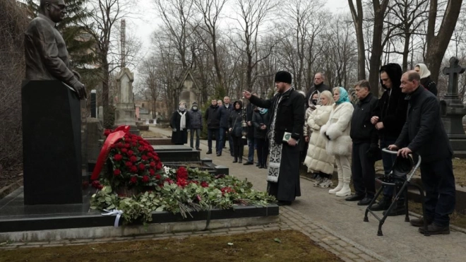 В Петербурге почтили память экс-председателя ЗакСа Вадима Тюльпанова