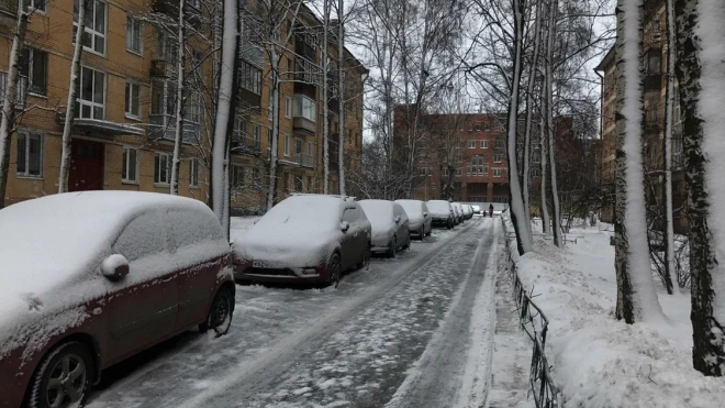 Из-за гололеда 31 января в Петербурге объявлен "желтый" уровень опасности