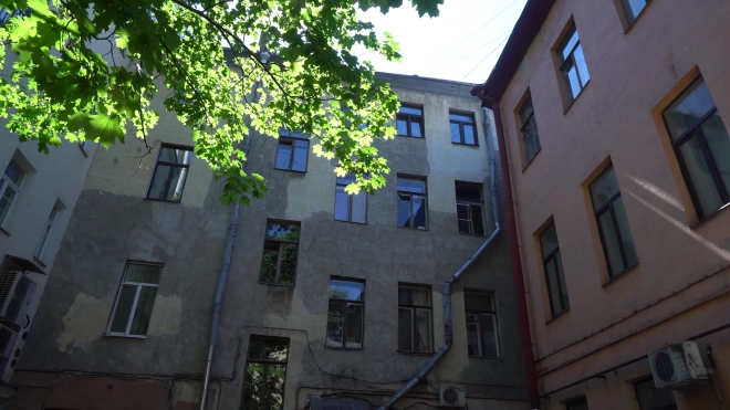 Глав управляющих компаний трёх районов Петербурга лишат премии за плохое содержание домов